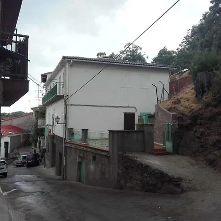 بيت للعطل Casa Amplia Y Familiar En Casillas, Avila كاسياس